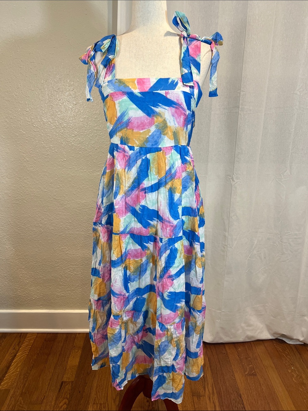 Blu Pepper Blue Multi Colored Sleeveless Midi Dress. Size M. NWT